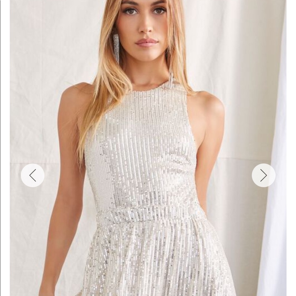 Forever 21 Sequin Open Back Maxi Dress Size Large NWT